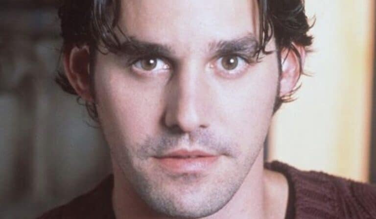 Πέθανε αγαπημένος ηθοποιός: Θρήνος για τον Νίκολα – Η σπάνια πάθηση που τον καθήλωσε