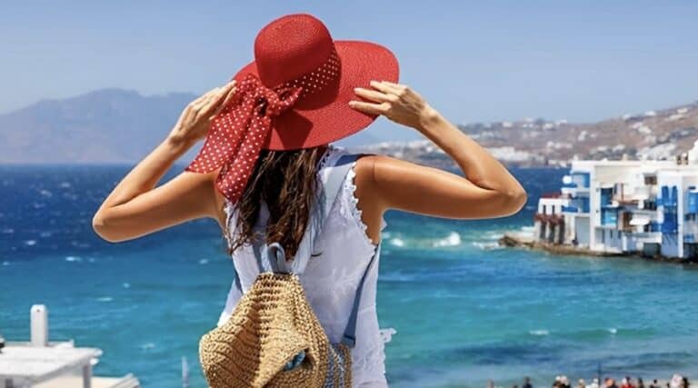 Τουρισμός για Όλους 2026: Πότε ανοίγει η πλατφόρμα για το voucher μέχρι 600 ευρώ
