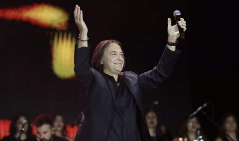 Γιάννης Κότσιρας: Με ανάρτηση του ζητά «μη μου στέλνετε τραγούδια που έχουν γραφτεί μέσω AI»