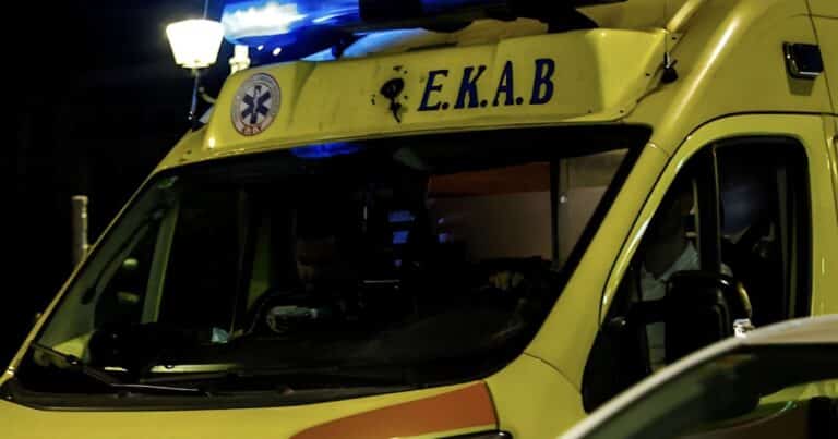 Σοκ με 6χρονο – Έπεσε στύλος και τον καταπλάκωσε