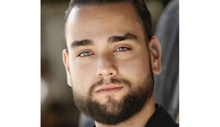 Συναγερμός για 21χρονο που εξαφανίστηκε στην Καλλιθέα