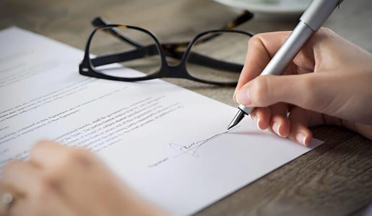 Αλλάζουν προς τα κάτω τα όρια σύνταξης διαθήκης