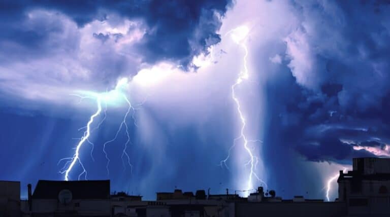 Έρχετα η «Δεβώρα»: Φτάνει απειλητικά στην Ελλάδα η νέα κακοκαιρία – Ποιες περιοχές θα «χτυπήσει»