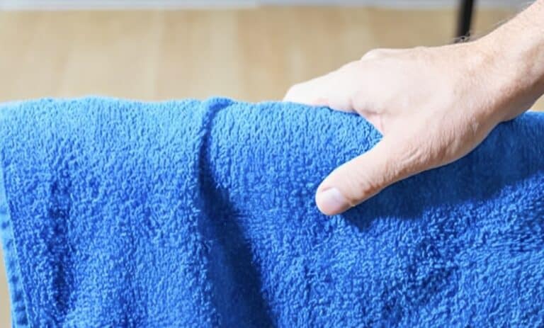 Πώς να κάνετε ξανά μαλακές και αφράτες τις σκληρές σας πετσέτες – Με ένα φυσικό προϊόν, δεν είναι το ξίδι