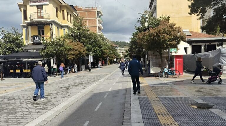 Οι Βούλγαροι τα βρήκαν δύσκολα με το ευρώ: Κατεβαίνουν Σέρρες για ψώνια, καφέ, ακόμα και… σούπερ μάρκετ