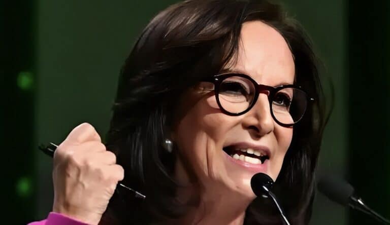 Άννα Διαμαντοπούλου: «Το ΠΑΣΟΚ μπορεί να γίνει ξανά μεγάλο και κυβερνών κόμμα»