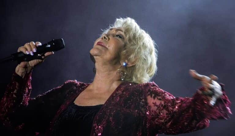 Μαρινέλλα: Επτά φορές που ακούγεται σε τηλεοπτικές σειρές