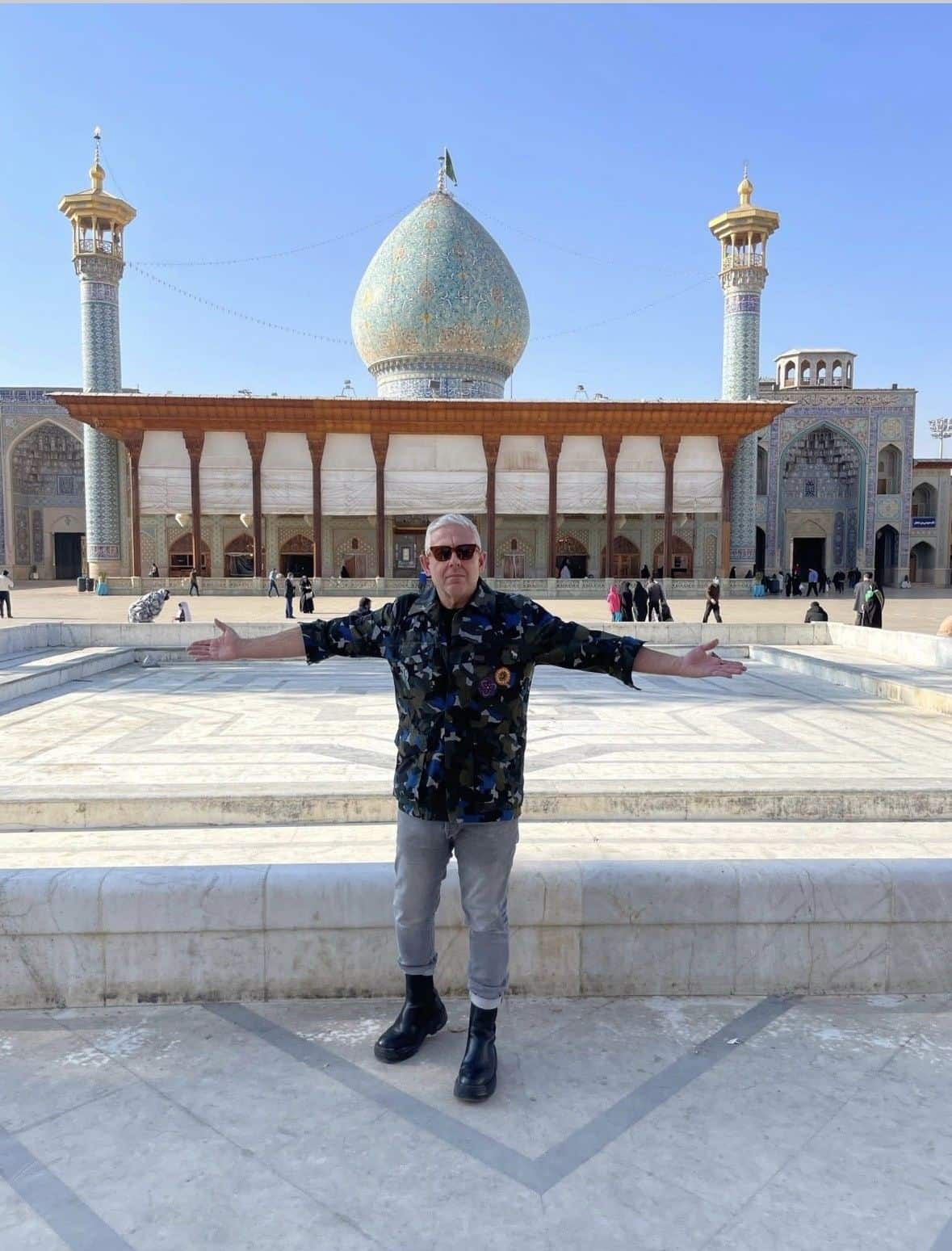 2a235e10 9438 4637 98d4 efb52a2d0b8a 1