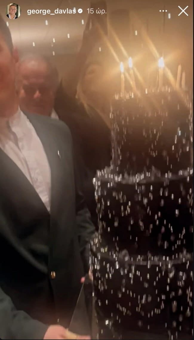 2fe9b7bd7db446688c2c7bffb9292093