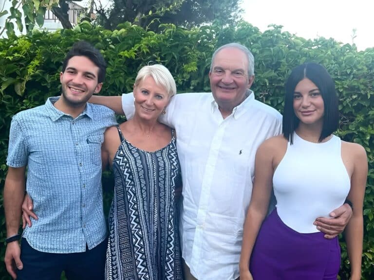 Κώστας Καραμανλής: Καμάρωσε την κόρη του, Αλίκη, στο θέατρο