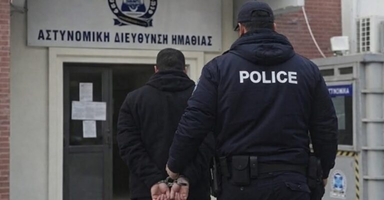 Βέροια: Προκλητικός ο 20χρονος για τον άγριο ξυλοδαρμό της 24χρονης – «Αυτή μου επιτέθηκε, δεν μπόρεσα να ελέγξω τη δύναμή μου»