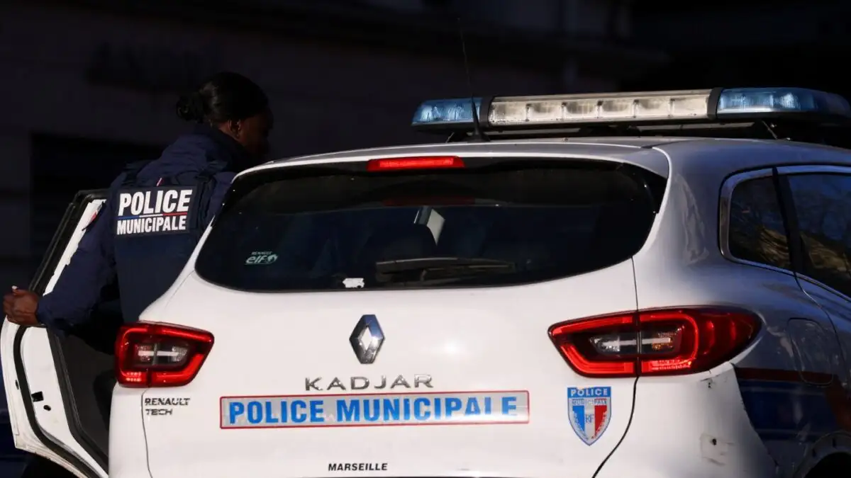 astynomia gallia reuters 1200x675 1