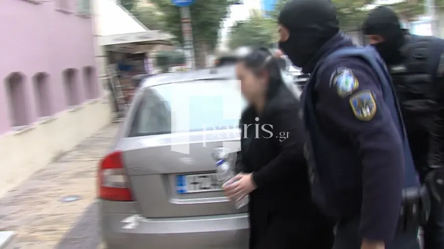 dikasthria mana aggelos