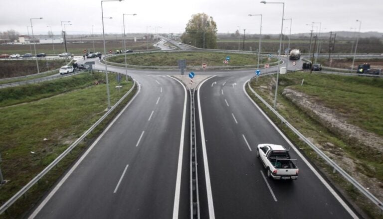 Πετρέλαιο όπως… Covid – Έρχονται περιορισμοί στην κυκλοφορία