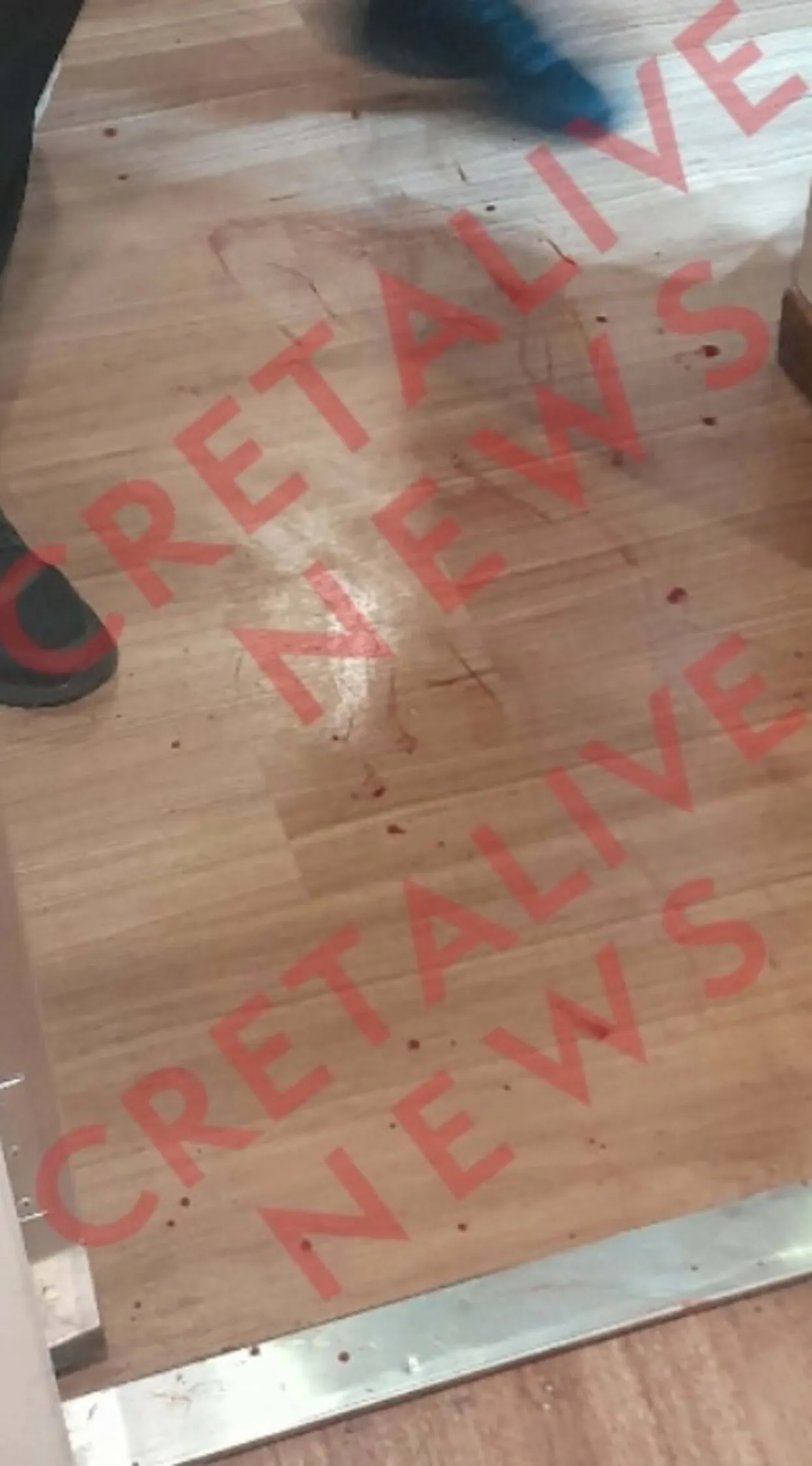 Σοκ στην Κρήτη με μαθήτριες σε σχολική εκδρομή - Άνοιξε την πόρτα της καμπίνας τους και μπήκε μέσα έτσι και φρίκαραν 4 epeisodio allodapos ploio5