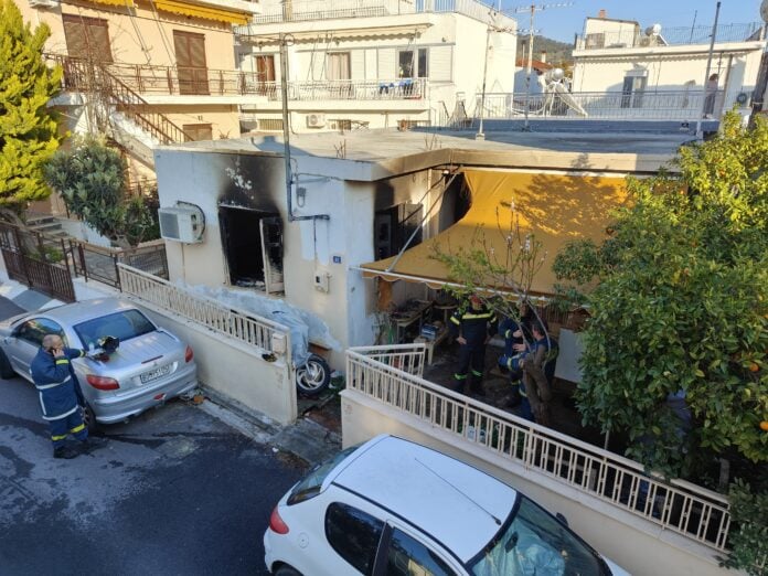 foniki pyrkagia 2 696x522 1