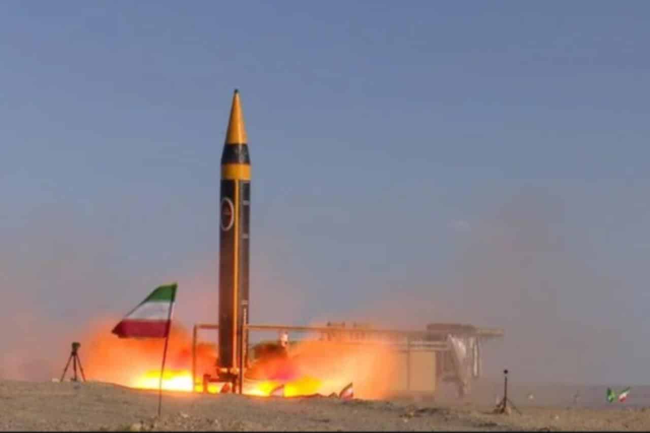 iran fires khorramshahr 4 missiles at tel aviv causing chaos 3215688 20260306024317 20260306024317