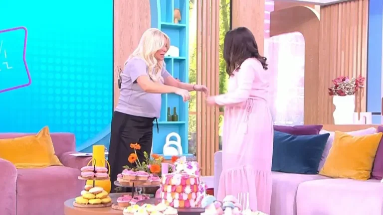 Κατερίνα Καινούργιου – Άφωνη με την εγκυμοσύνη της καλεσμένης της: «Καλέ είσαι κι εσύ έγκυος;» – «Έλα να κουτουλήσουμε»