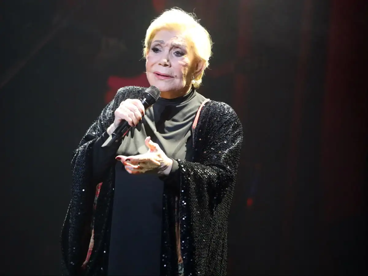 Πέθανε η Μαρινέλλα – Πανελλήνια συγκίνηση για την τεράστια ερμηνεύτρια 7 marinella 3