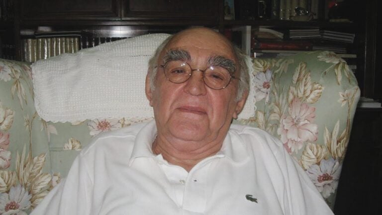 Πέθανε κατάκοιτος στο σπίτι του ο γνωστός ηθοποιός του ελληνικού κινηματογράφου