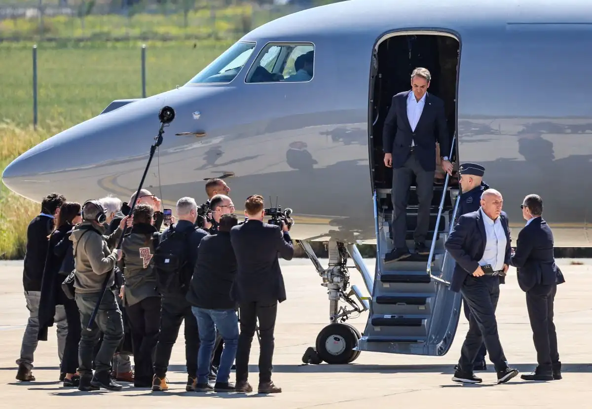 Έφτασε στην Κύπρο o Κυριακός Μητσοτάκης 4 mitsotakis pafos