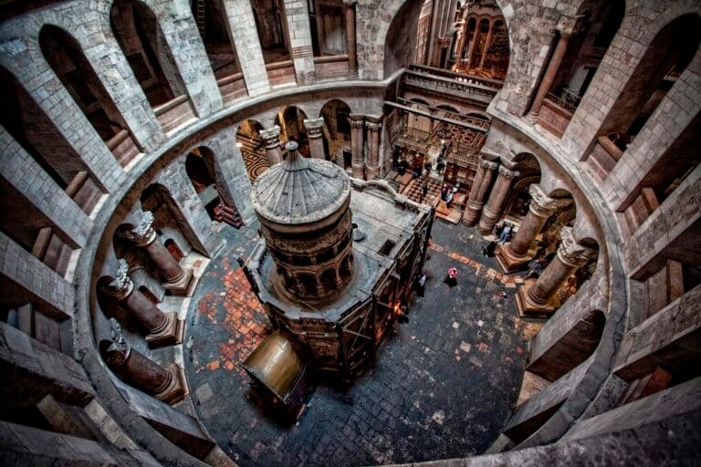 Σφραγίστηκε ο Πανάγιος Τάφος – Σε κατάσταση έκτακτης ανάγκης η Ιερουσαλήμ λόγω του πολέμου με το Ιράν