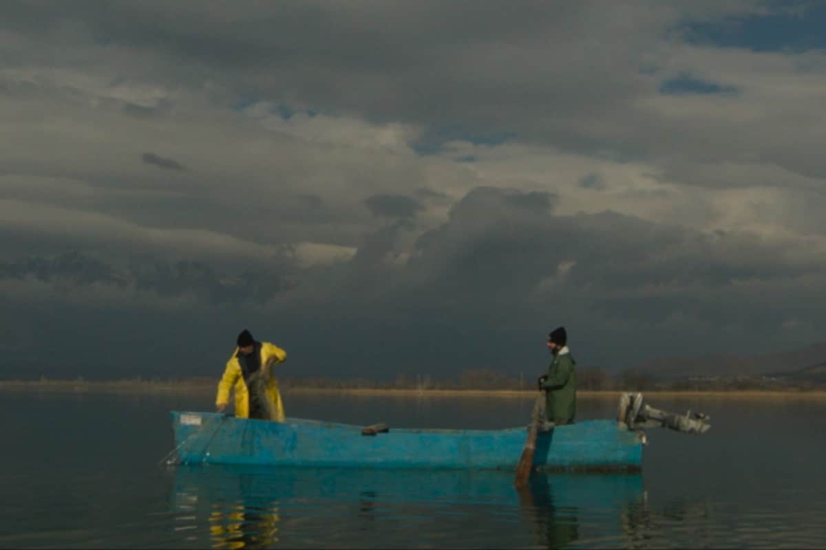 piso apo tis thimonies 1