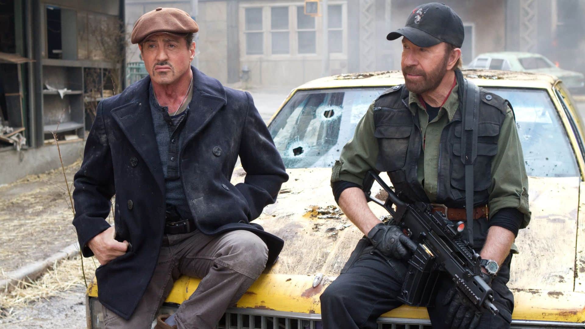 sylvester stallone van damme e colegas prestam homenagens a chuck norris