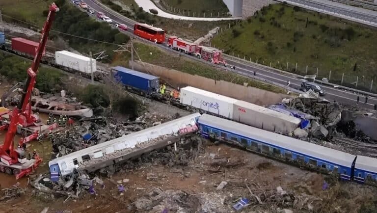 Δεκτή η δήλωση αποχής της προέδρου στη δίκη για τα χαμένα βίντεο των Τεμπών, αναβάλλεται επ’ αόριστον η εκδίκαση Δεκτή έκανε το Συμβου