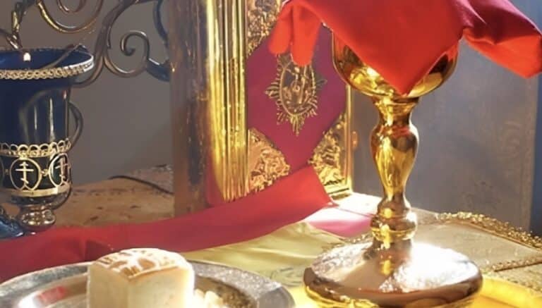 Μπορώ να κοινωνήσω το βράδυ Της Ανάστασης, χωρίς νηστεία και εξομολόγηση;