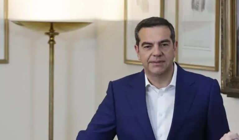 Τσίπρας για διάγγελμα Μητσοτάκη: «Το μόνο ασυμβίβαστο είναι του πρωθυπουργού και του πολιτικού απατεώνα»