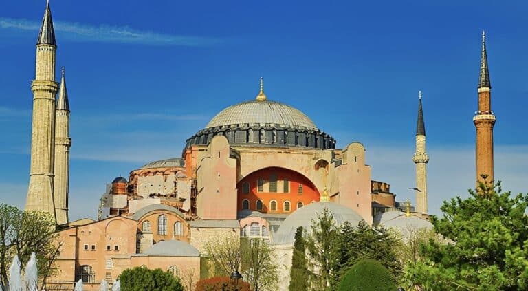 Επίθεση με πυροβολισμούς στο προξενείο του Ισραήλ στην Κωνσταντινούπολη