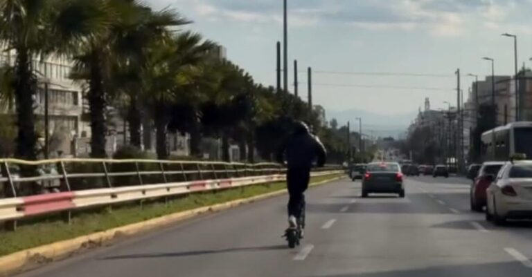 Συγγρού: Οδηγούσε ηλεκτρικό πατίνι στην αριστερή λωρίδα, δείτε βίντεο