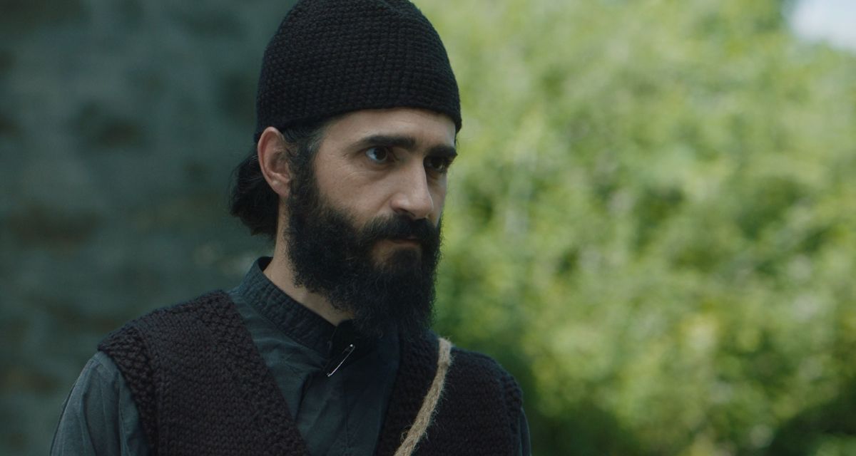 agathokleous apo agios paisios metamorfonetai se tsarli tsaplin