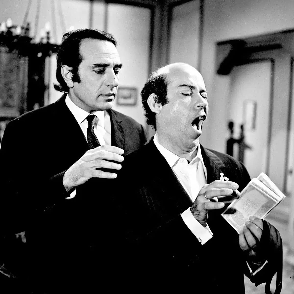 Συγκλονίζει ο Δημήτρης Καλλιβωκάς: «Ψάχνω τρόπο να φύγω απ' τη ζωή, κουράστηκα» 1 dimitris kallivokas 2