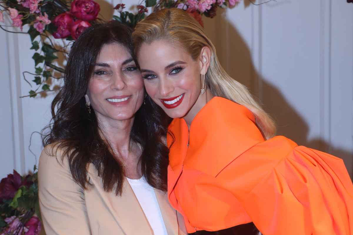 doukissa nomikou 1 1