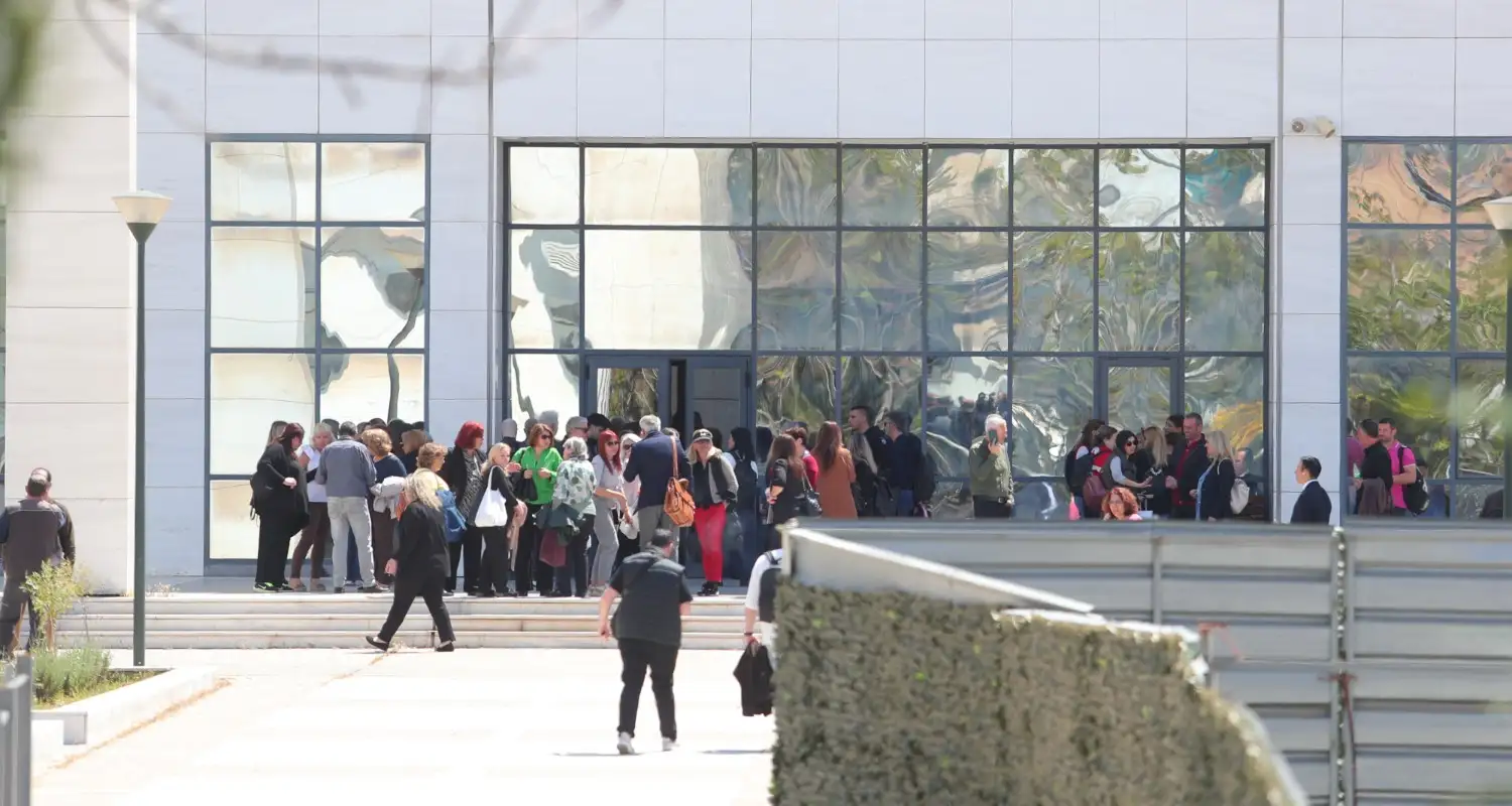 eirinodikeio loukareos eurokinissi