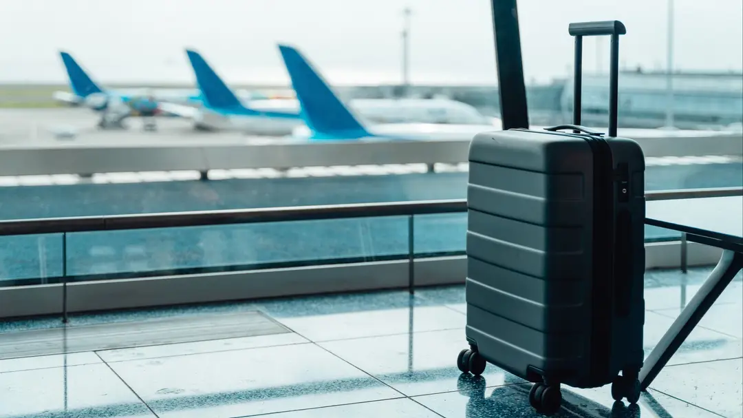 Γιατί το χρώμα της βαλίτσας σου έχει σημασία στο αεροδρόμιο 1 gettyimages 2225578642