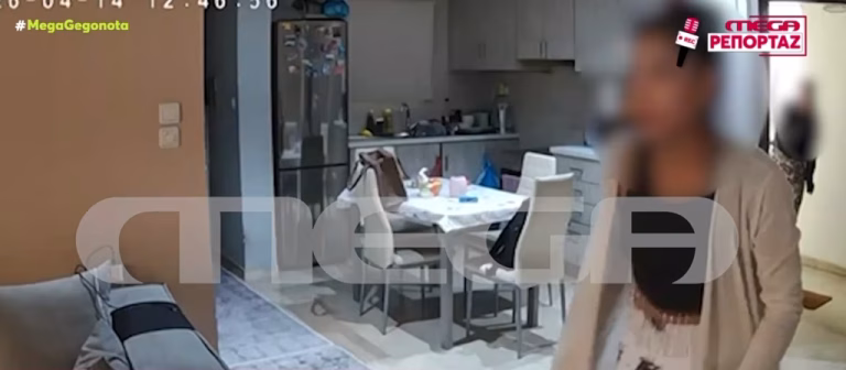 Νέα Φιλαδέλφεια: Έβλεπαν live τη διάρρηξη στο σπίτι τους – Γύρισαν την κάμερα και συνέχισαν ανενόχλητες