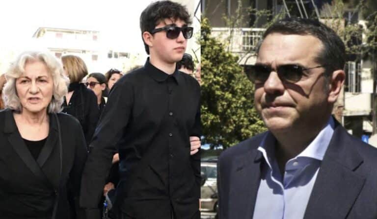 Θεανώ Φωτίου: Συντετριμμένη στην κηδεία του γιου της – Με δάκρυα στα μάτια ο 17χρονος γιος του Βασίλη Ρίζου