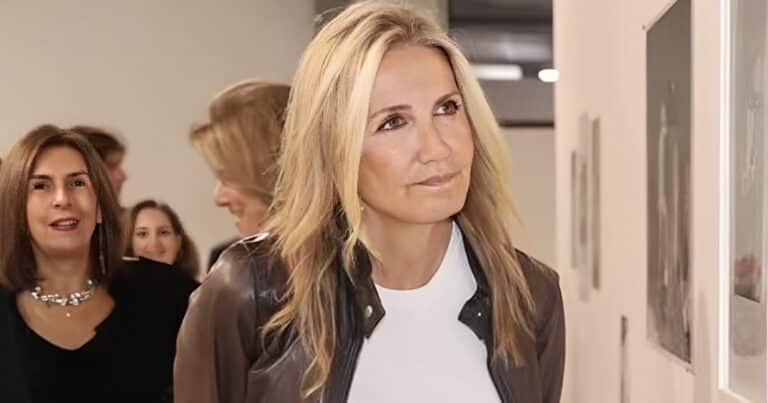 Παραδίδει μαθήματα ανοιξιάτικου στυλ η Μαρέβα Μητσοτάκη: Με το πιο δημοφιλές παντελόνι της εποχής