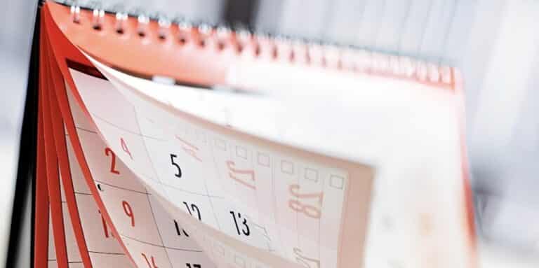 Αργίες: Ο μήνας που συνδυάζει δύο τριήμερα και το μοναδικό τετραήμερο του 2026