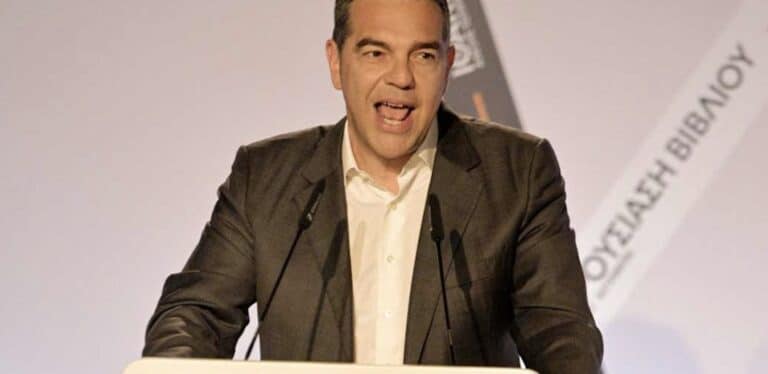 Οι ευχές Τσίπρα για την Ανάσταση με τον ήλιο που ανατέλλει: «Την άνοιξη αν δεν τη βρεις, τη φτιάχνεις»