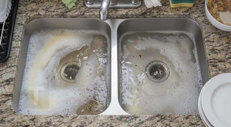 Κόλπο για να ξεβουλώσετε τον νεροχύτη της κουζίνας