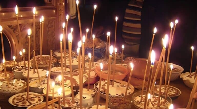 Ψυχοσάββατο 2026: Πότε πέφτει το δεύτερο και τελευταίο της χρονιάς και τι είναι τα Χρυσά Κόλλυβα