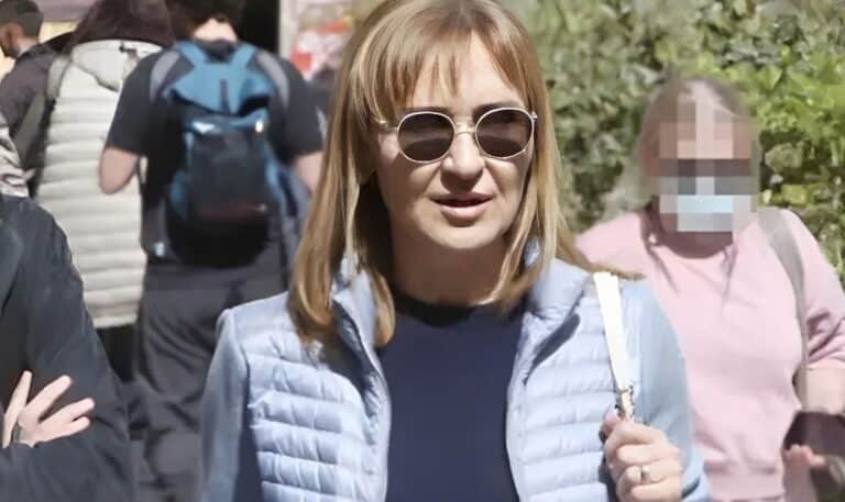 Μάρα Ζαχαρέα: Η επίσκεψη στον «Ευαγγελισμό» με την κόρη της Άννα για τον Γιώργο Μυλωνάκη