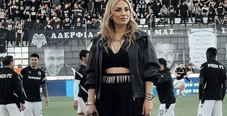 Ποια είναι η γυναίκα που έγινε η «λύρα» της Κρήτης και «άλωσε» την εξέδρα του ΟΦΗ