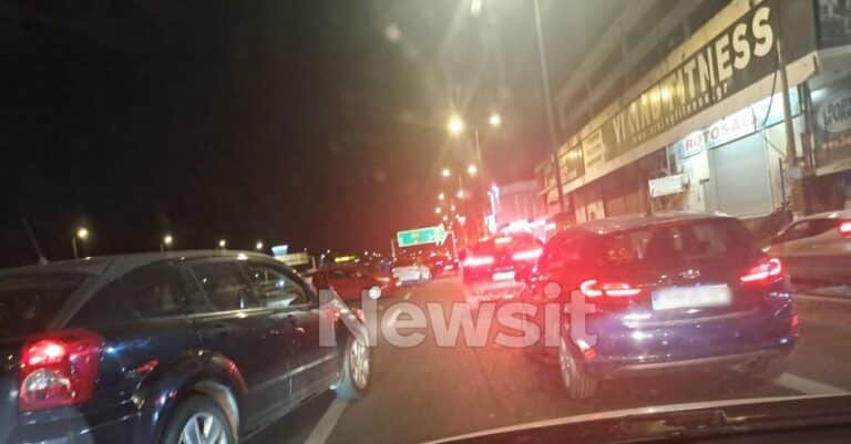 Μεγάλη καραμπόλα στον Κηφισό προς Πειραιά στο ύψος του Ρέντη, φωτογραφίες