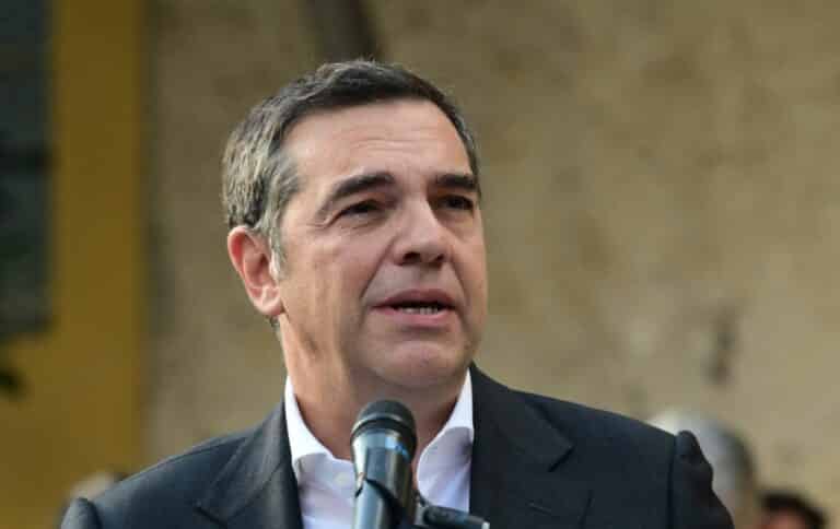 Η αφίσα Τσίπρα για το νέο κόμμα και το «ραντεβού με την Ιστορία»