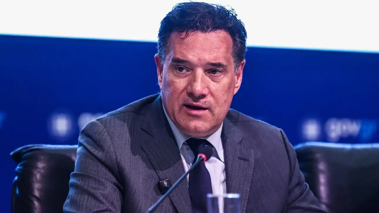 Γιατρός σε νοσοκομείο στην Αττική καταγράφηκε σε βίντεο να ζητά «φακελάκι» από ασθενή – «100 ευρώ δεν είναι πολλά» 1 f9a5e5f5 6929695